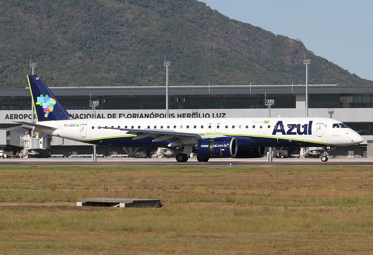 PS-AEB - Embraer 190-400STD