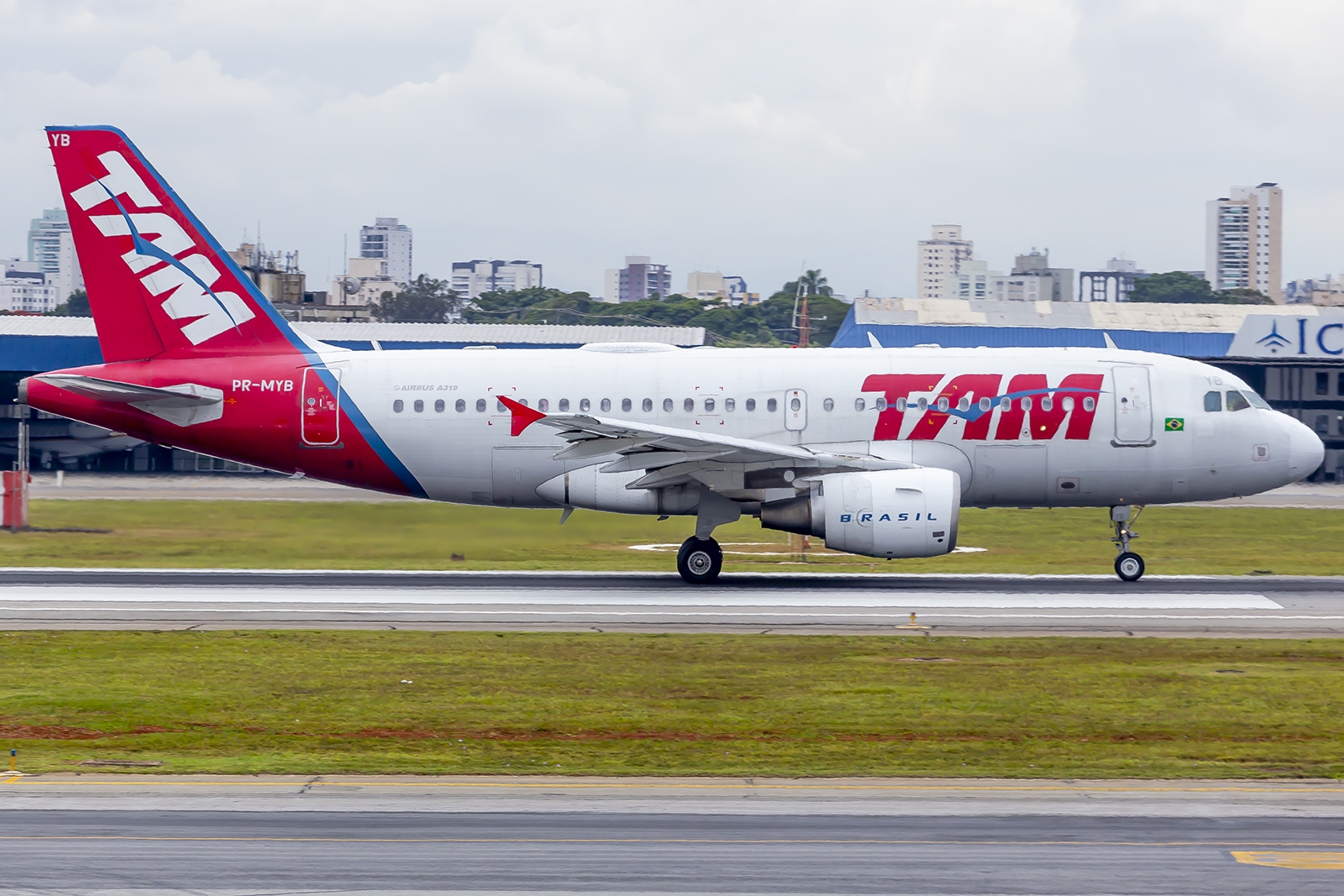 PR-MYB - Airbus A319