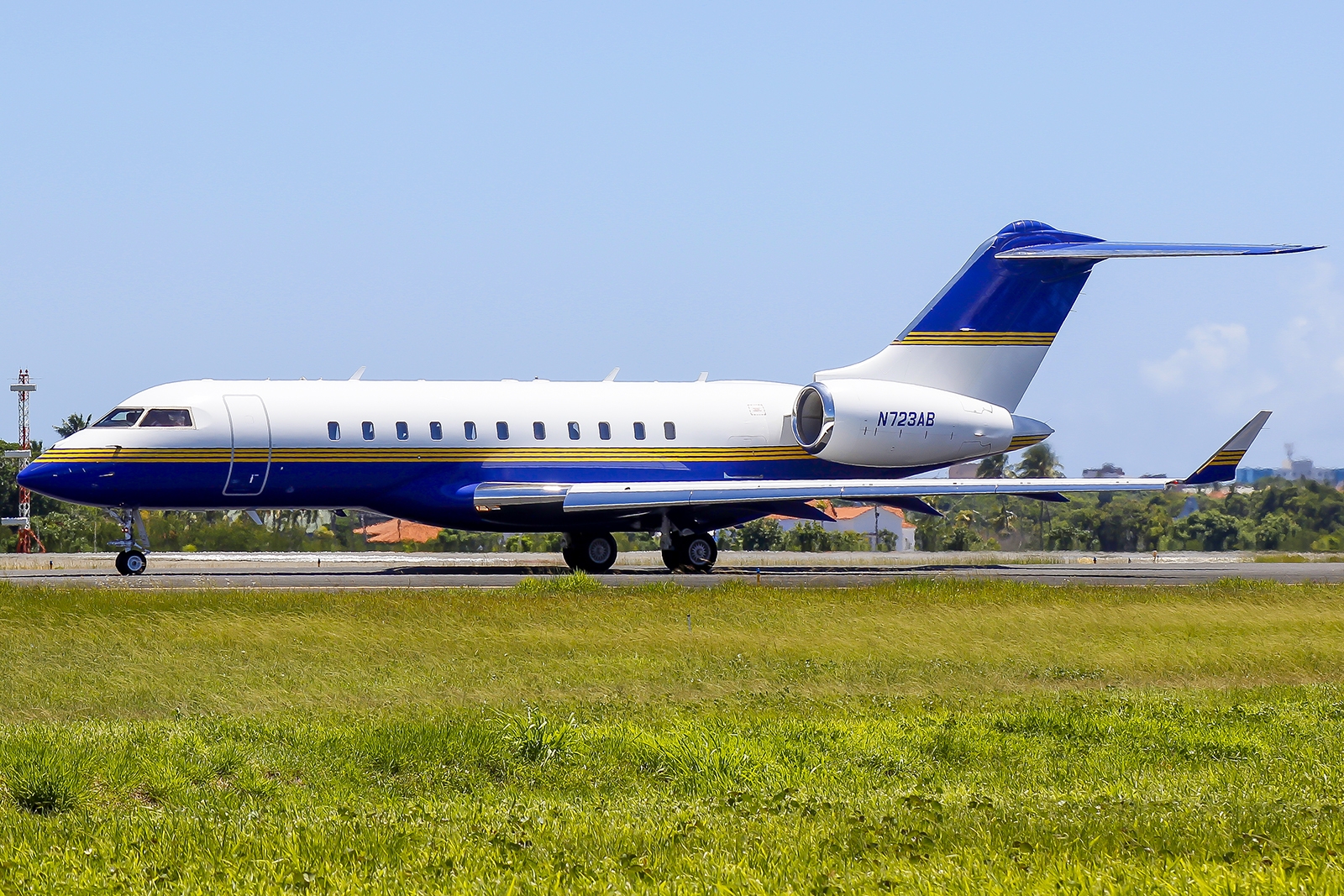 N723AB - Bombardier BD-700 Global 5000