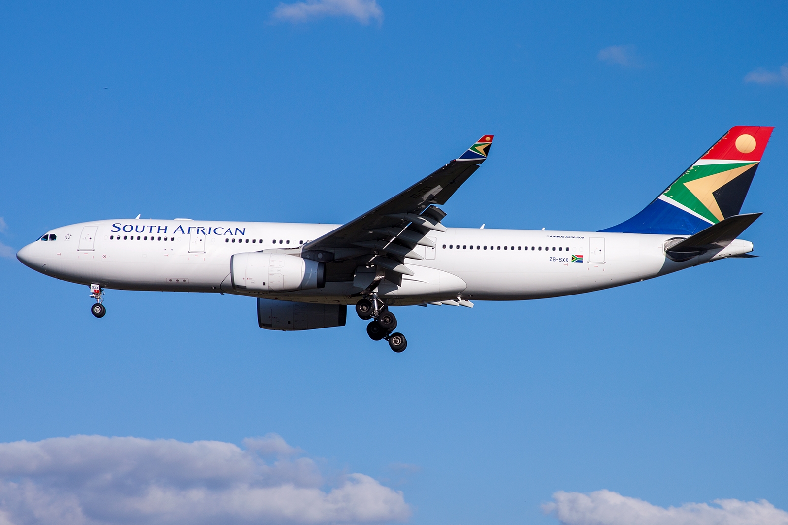 ZS-SXX - Airbus A330-200
