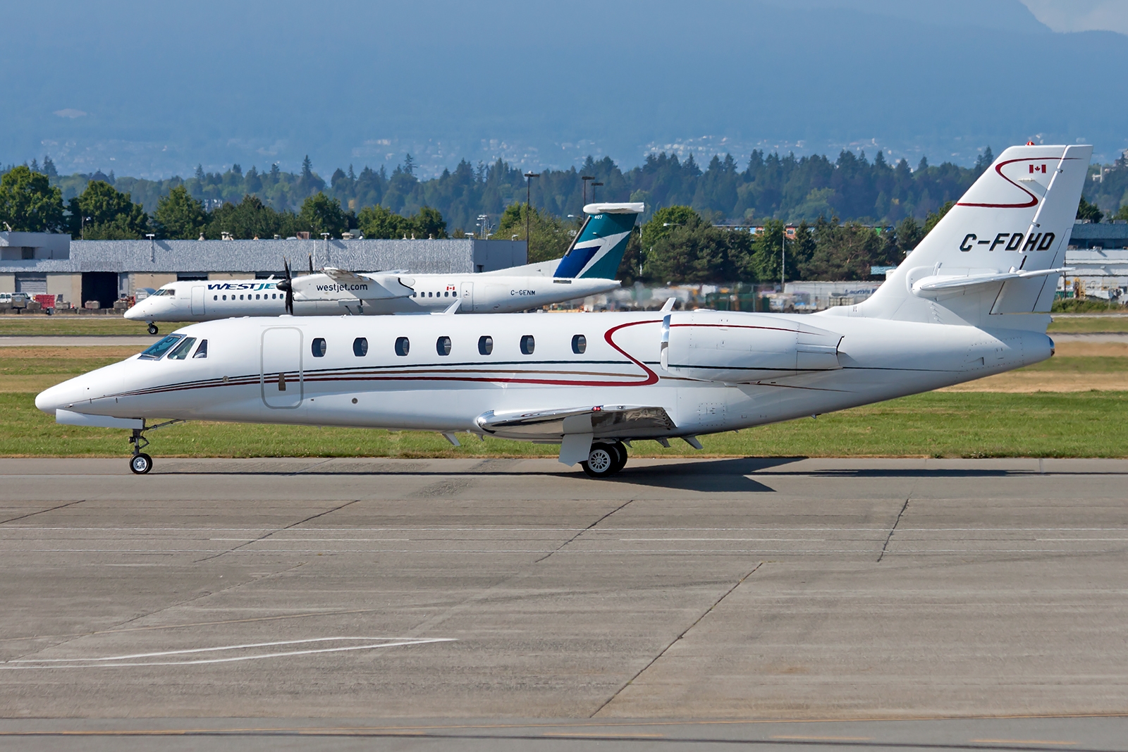 C-FDHD - Cessna 680 Citation Sovereign