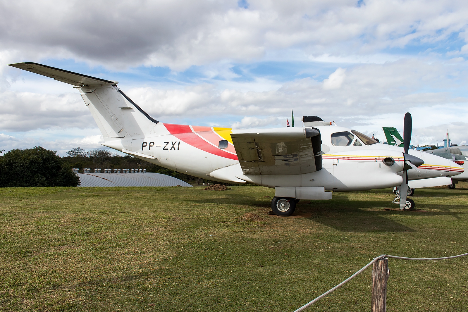 PP-ZXI - Embraer EMB-121 Xingú