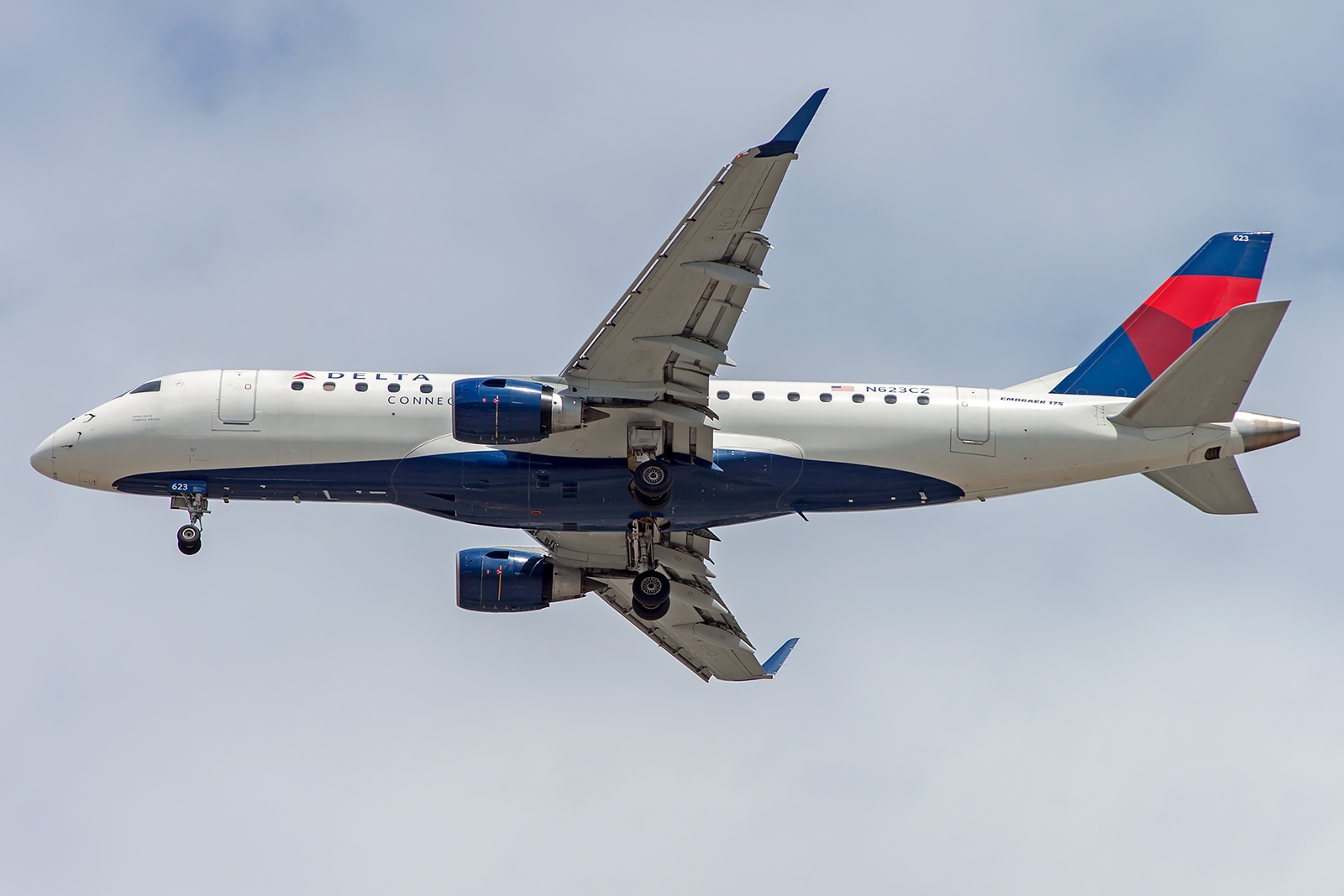 N623CZ - Embraer 170-200