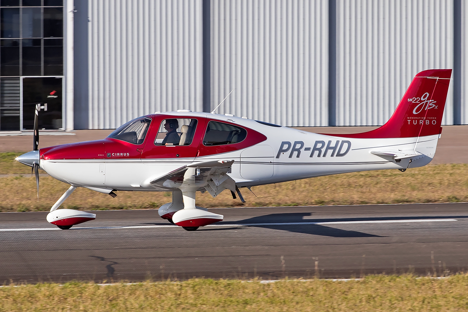 PR-RHD - Cirrus SR22 GTS
