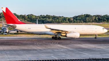 N342AV - Airbus A330-243F