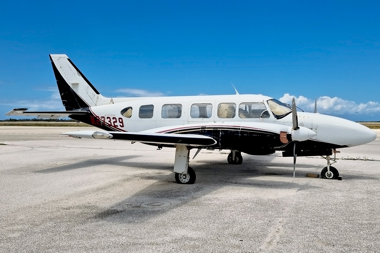 N27329 - PA-31-350 Navajo Chieftain